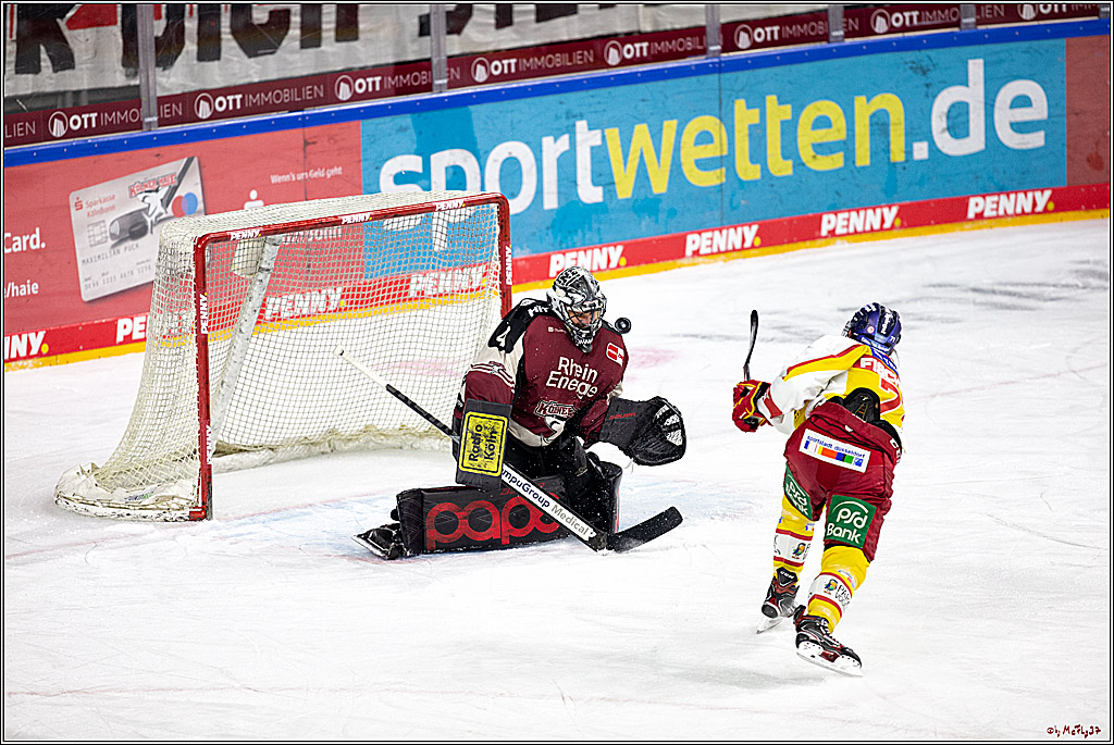 PENNY DEL;  Koelner Haie - Duesseldorfer EG ; Koeln, 17.12.2020